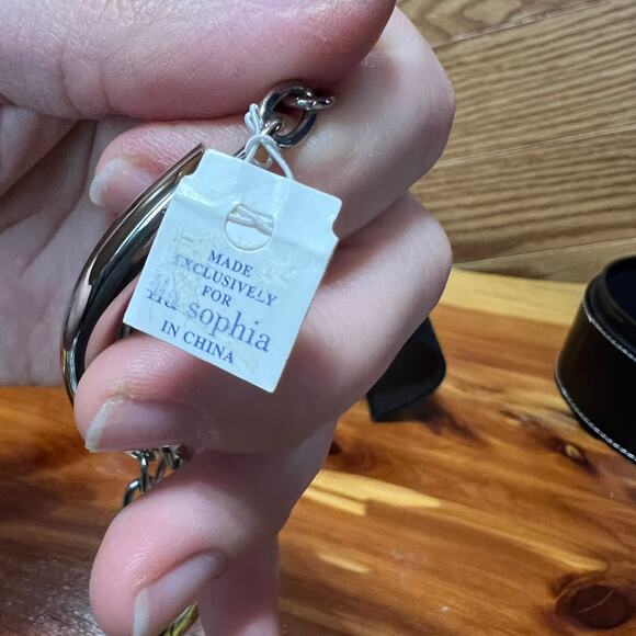 Lia Sophia Heart To Heart Lobster Clasp Bracelet Silver Tone Vtg NEW Heart Charm - Picture 4 of 7